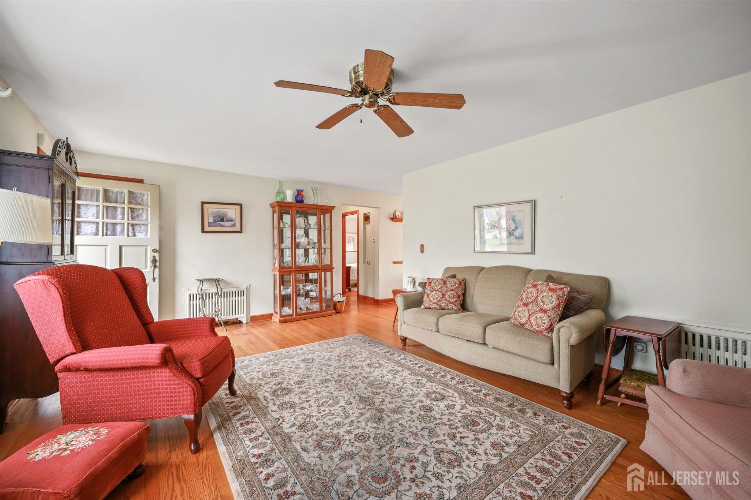 733 3rd Street Dunellen, NJ 08812 - Photo 4 of 27