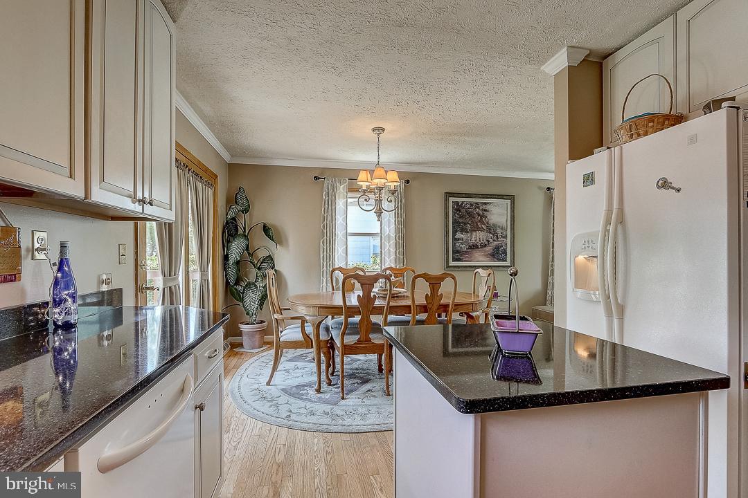 251 Meadow Road Pasadena, MD 21122 - Photo 15 of 51 Gallery Image 15
