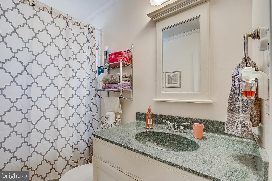 251 Meadow Road Pasadena, MD 21122 - Photo 26 of 51 Gallery Image 26