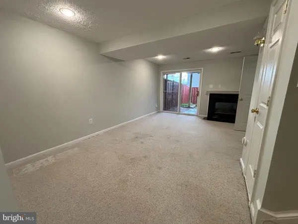 $2,600 | 9264 Kristy Drive, Manassas Park, VA 20111