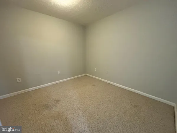 $2,600 | 9264 Kristy Drive, Manassas Park, VA 20111