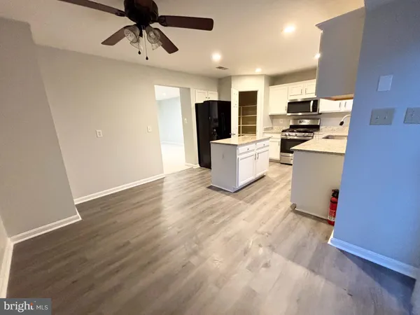 $2,600 | 9264 Kristy Drive, Manassas Park, VA 20111