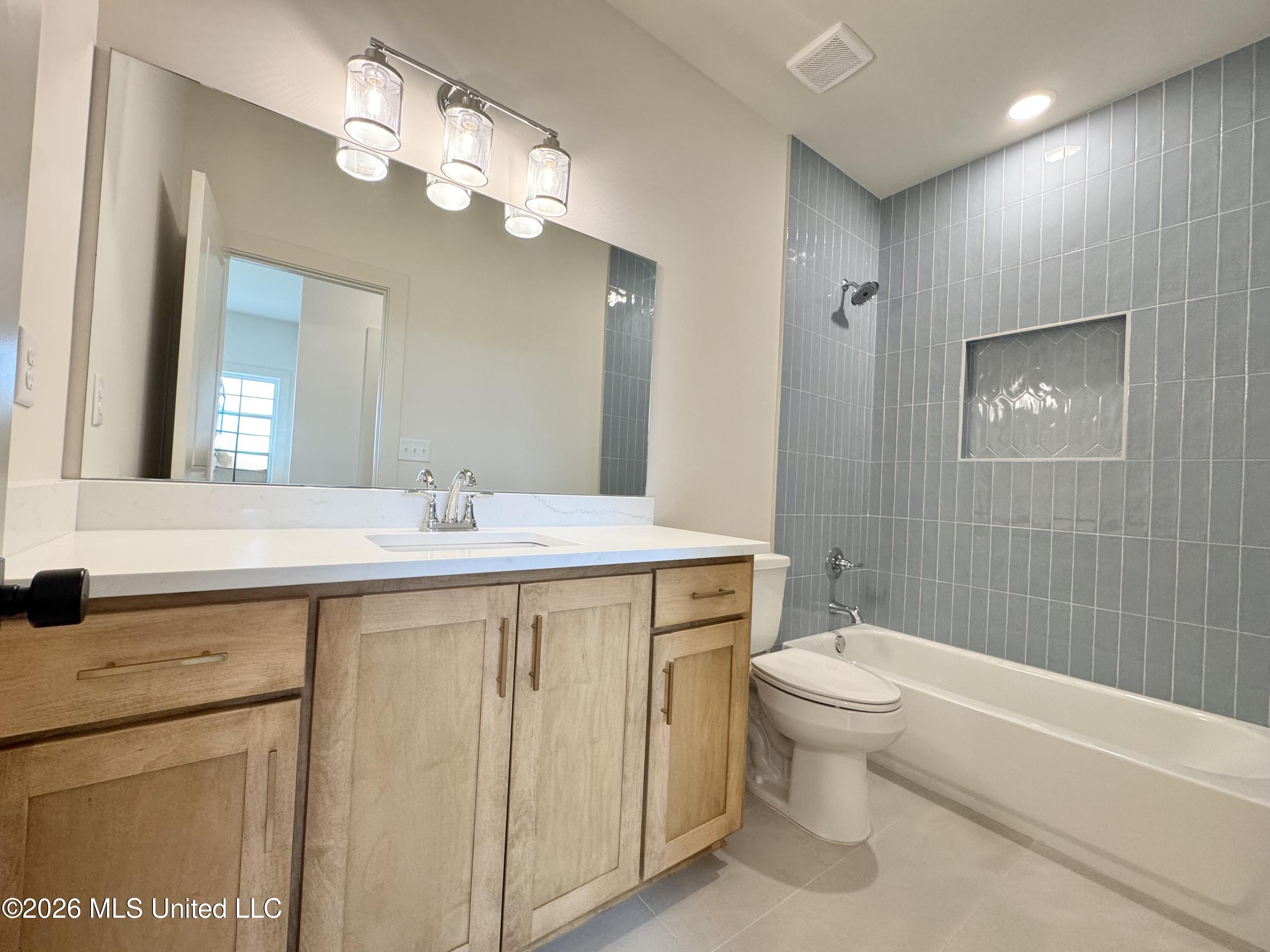 4220 Adriane Cove Nesbit, MS 38651 - Photo 34 of 41 IMG_6597