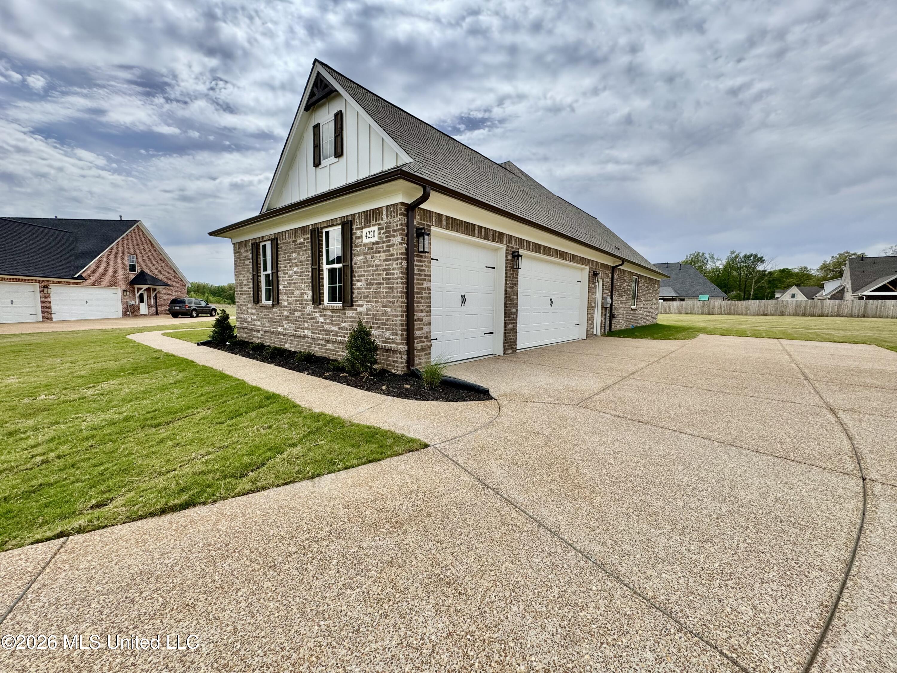 4220 Adriane Cove Nesbit, MS 38651 - Photo 6 of 41 IMG_6557