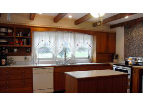 795 Highway 5 Dummerston, VT 05301 - Photo 4 of 18 Gallery Image 4