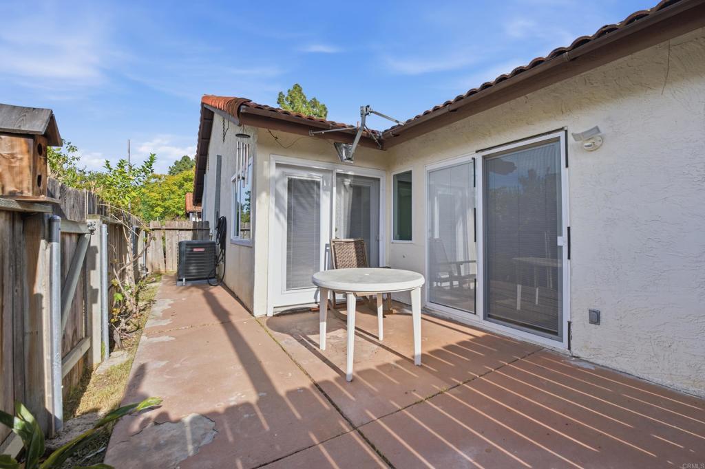 1489 Goldrush Way Oceanside, CA 92057 - Photo 15 of 20