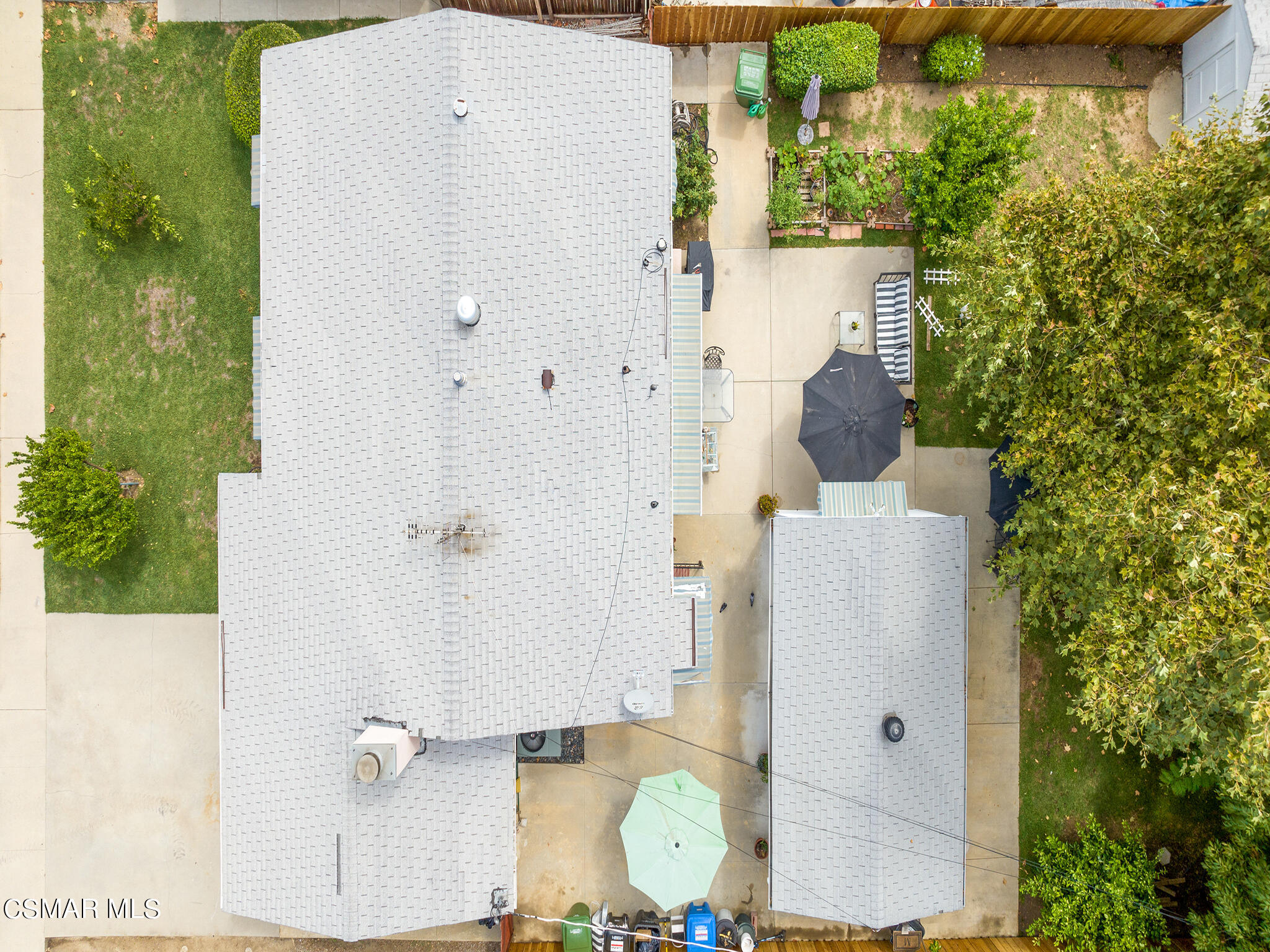 7247 Yolanda Avenue Reseda, CA 91335 - Photo 3 of 33 an aerial view of a house with pool