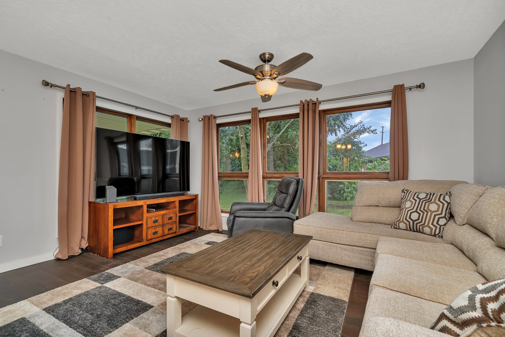 14839 South Penn Road Plainfield, IL 60544 - Photo 16 of 29 Gallery Image 16