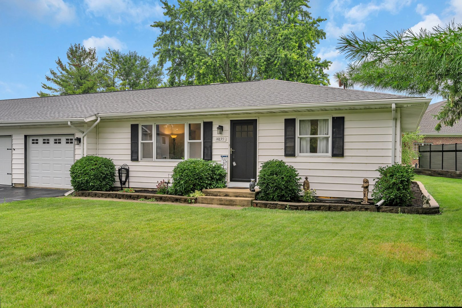 14839 South Penn Road Plainfield, IL 60544 - Photo 3 of 29 Gallery Image 3