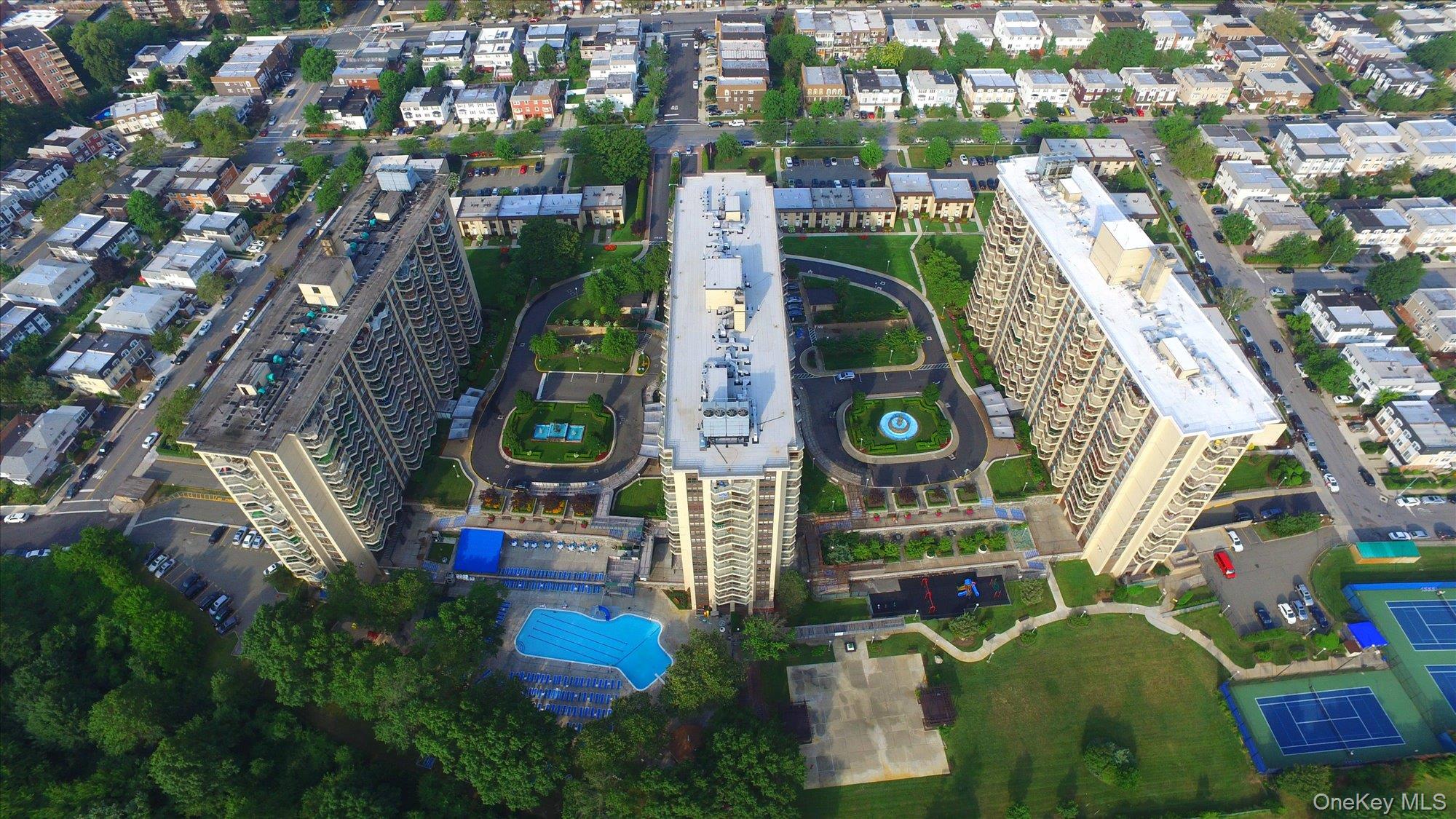 17-85 215th Street, Unit 17E Queens, NY 11360 - Photo 23 of 33