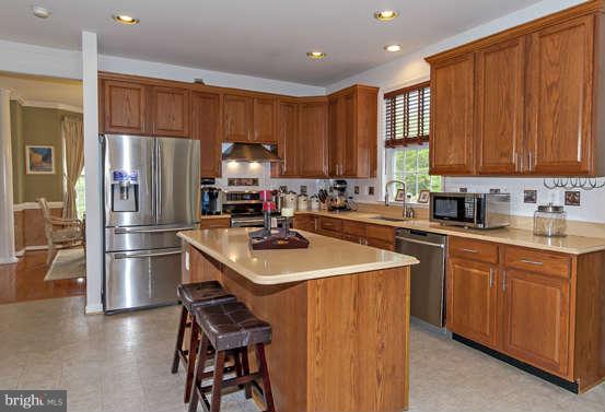 11008 Frederick Road Ellicott City, MD 21042 - Photo 9 of 26 Kitchen