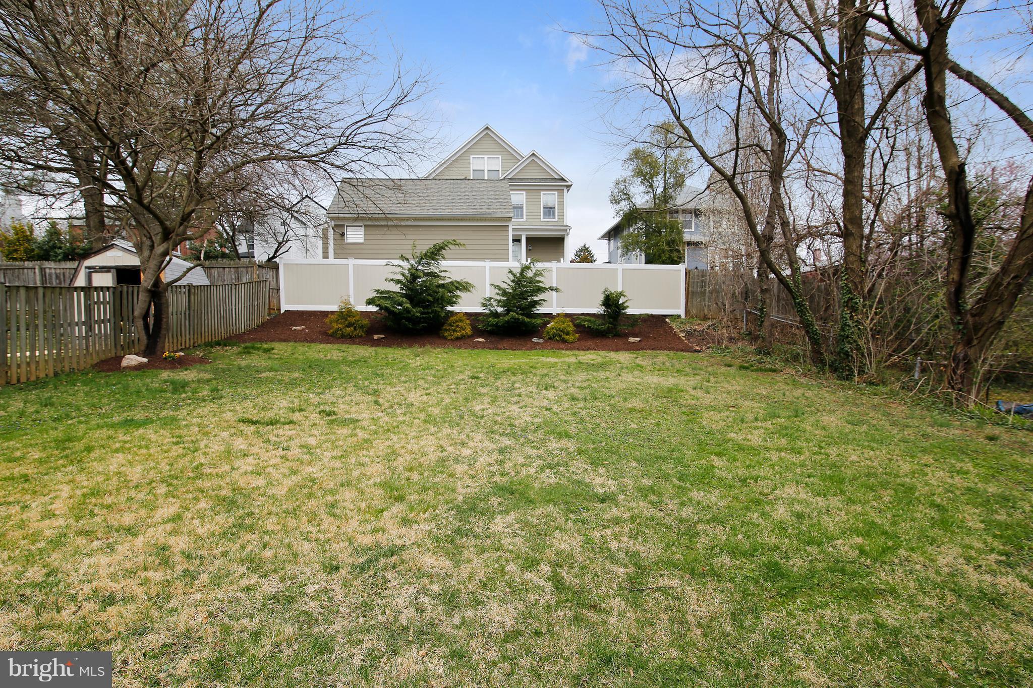 9511 Seminole Street Silver Spring, MD 20901 - Photo 27 of 29 Exterior (Rear)