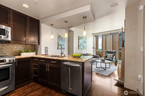 $620,000 | 10610 Northeast 9th Place, Unit 1603, Bellevue, WA 98004