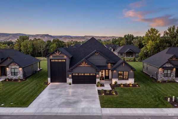 $849,900 | 8 Blake Road, Emmett, ID 83617