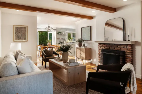 $2,295,000 | 325 East Alamar Avenue, Santa Barbara, CA 93105