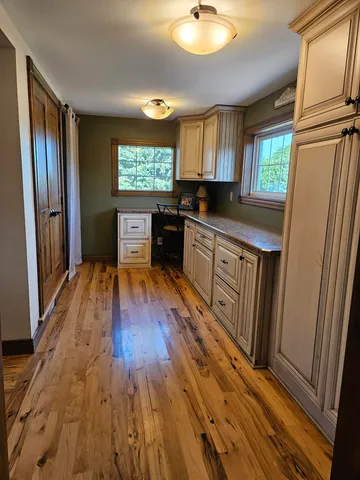 $299,999 | 8533 County Vv Glen Haven, Glen Haven, WI 53810