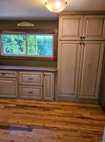 $299,999 | 8533 County Vv Glen Haven, Glen Haven, WI 53810