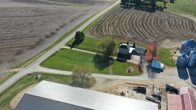 $299,999 | 8533 County Vv Glen Haven, Glen Haven, WI 53810