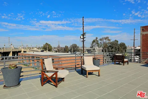 $625,000 | 500 Molino Street, Unit 309, Los Angeles, CA 90013