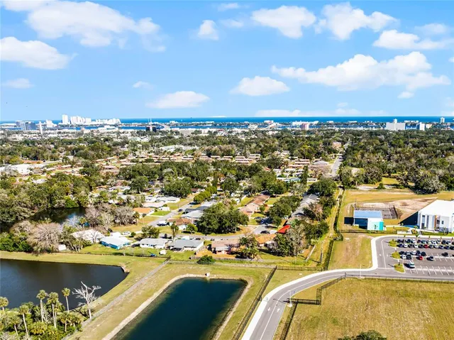 a view of a outdoor space