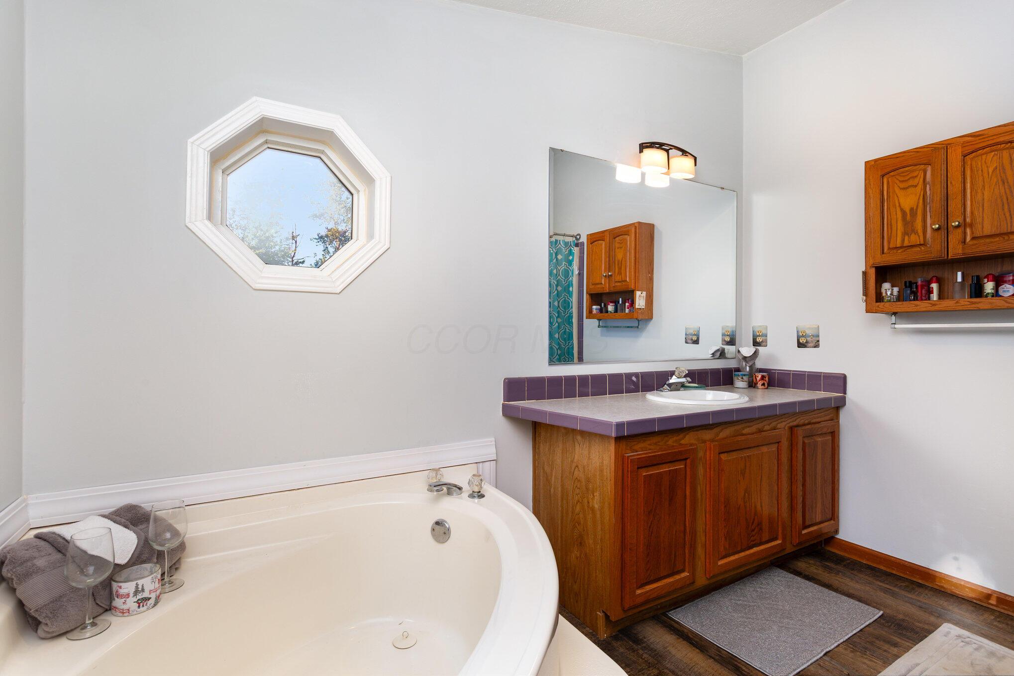 10586 Baldwin Road Mount Sterling, OH 43143 - Photo 14 of 36 016_8l9a2101-edit_478