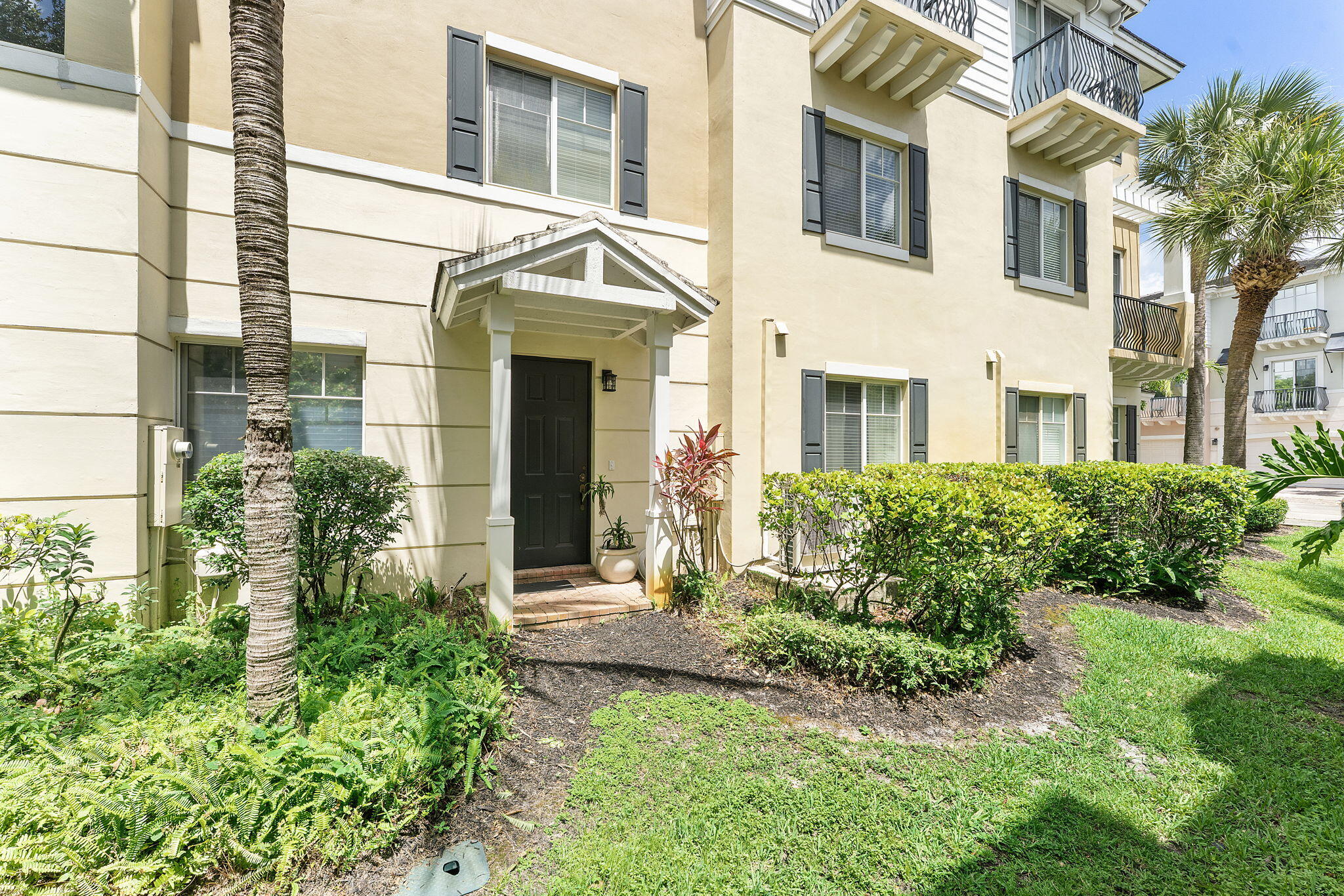 638 Northwest 38th Circle Boca Raton, FL 33431 - Photo 45 of 57 39-web-or-mls-DSC09514