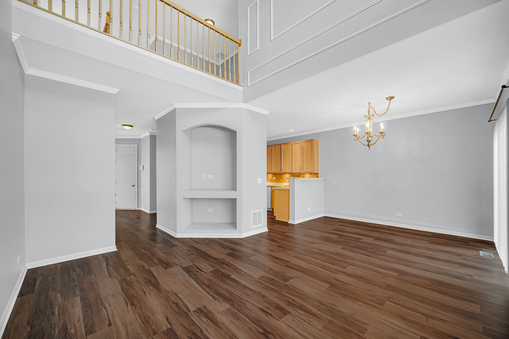 707 South Jade Lane Round Lake, IL 60073 - Photo 5 of 28