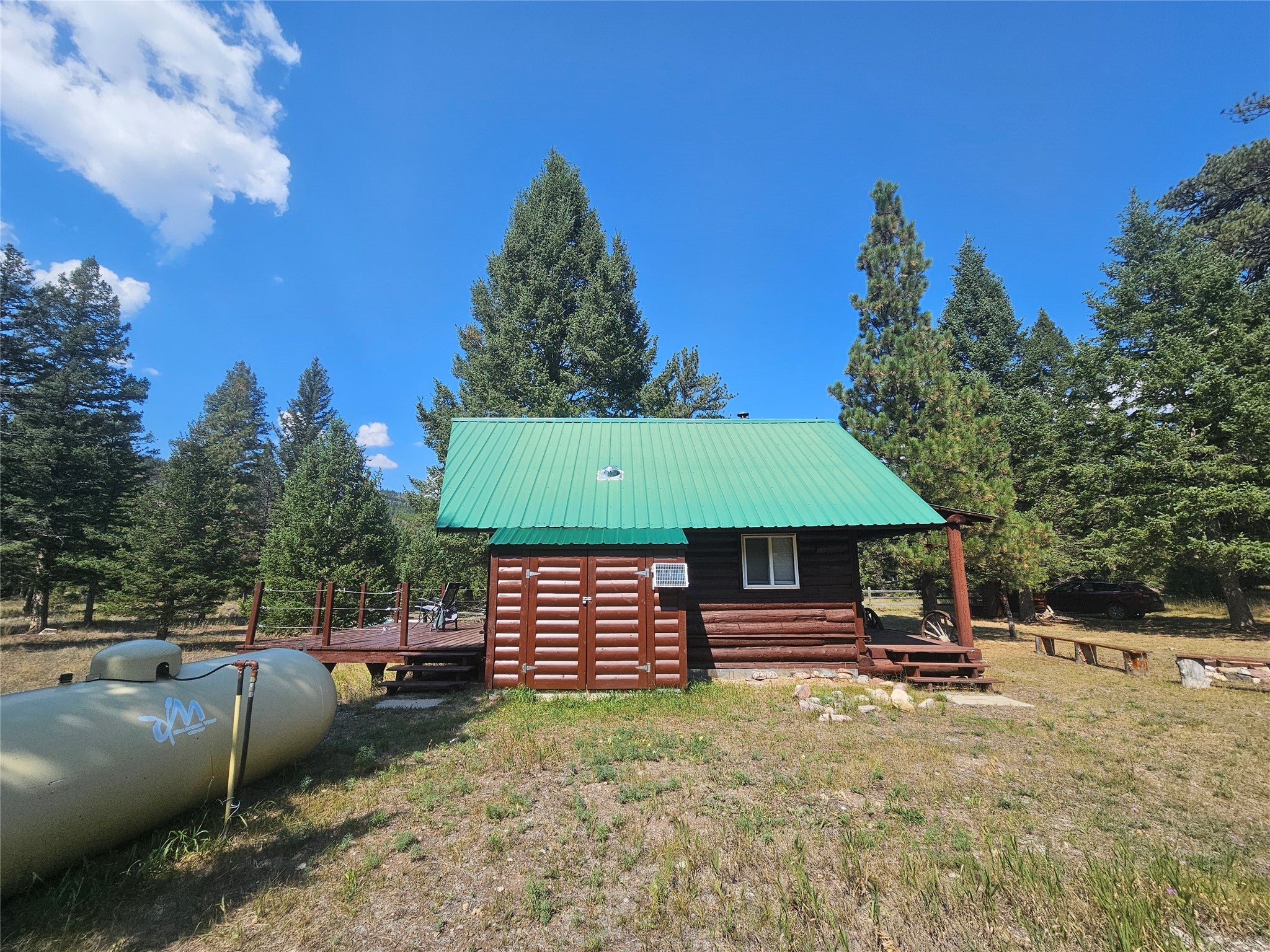 8880 Elk Trail Loop Lincoln, MT 59639 - Photo 20 of 55 gathering and kitchen cabin