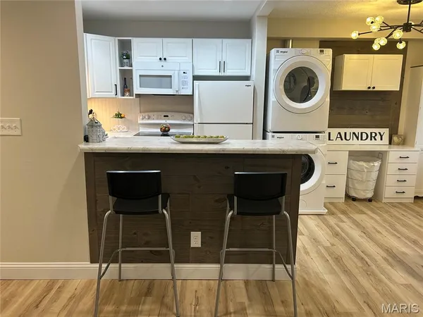 $129,900 | 115 Lemans Court, Unit 115, Lake St. Louis, MO 63367