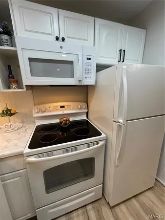 $129,900 | 115 Lemans Court, Unit 115, Lake St. Louis, MO 63367