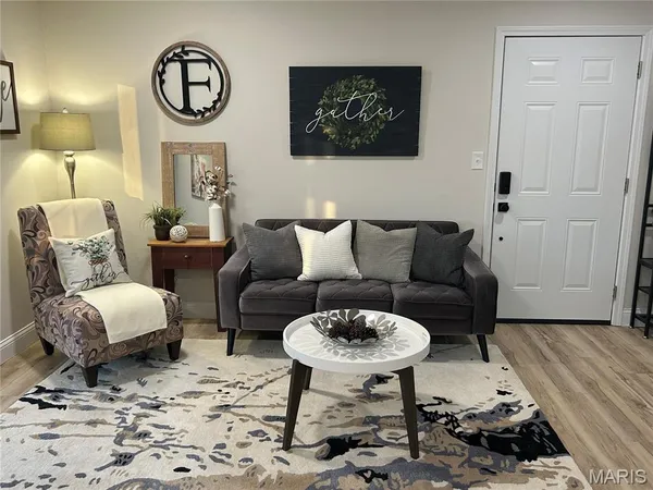 $129,900 | 115 Lemans Court, Unit 115, Lake St. Louis, MO 63367