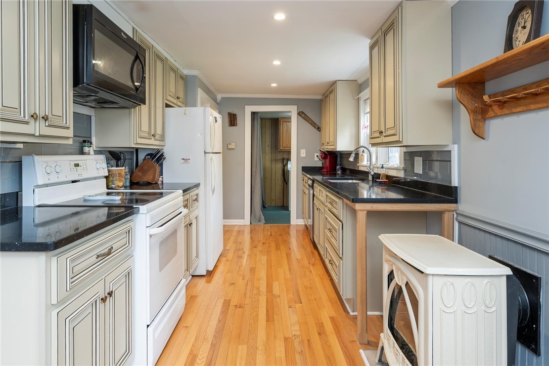 22 Franklin Street Phelps, NY 14532 - Photo 21 of 42