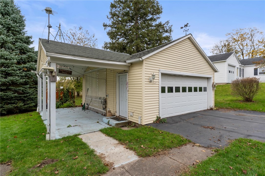 22 Franklin Street Phelps, NY 14532 - Photo 7 of 42