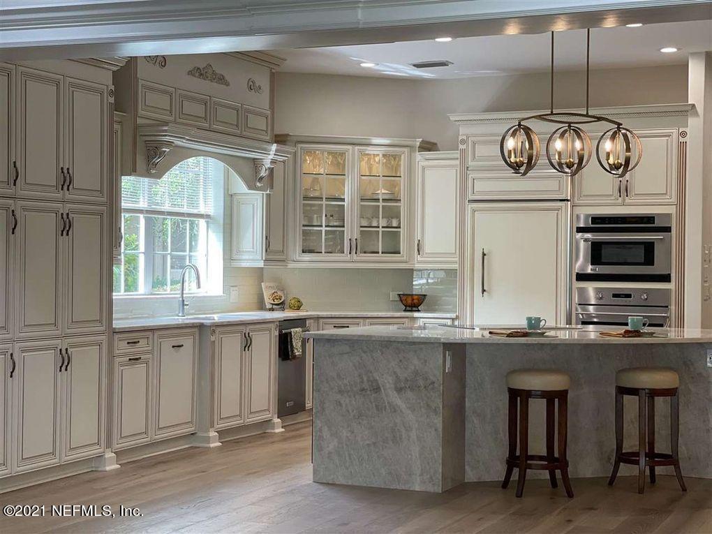 2456 Den Street St. Augustine, FL 32092 - Photo 5 of 20 Kitchen