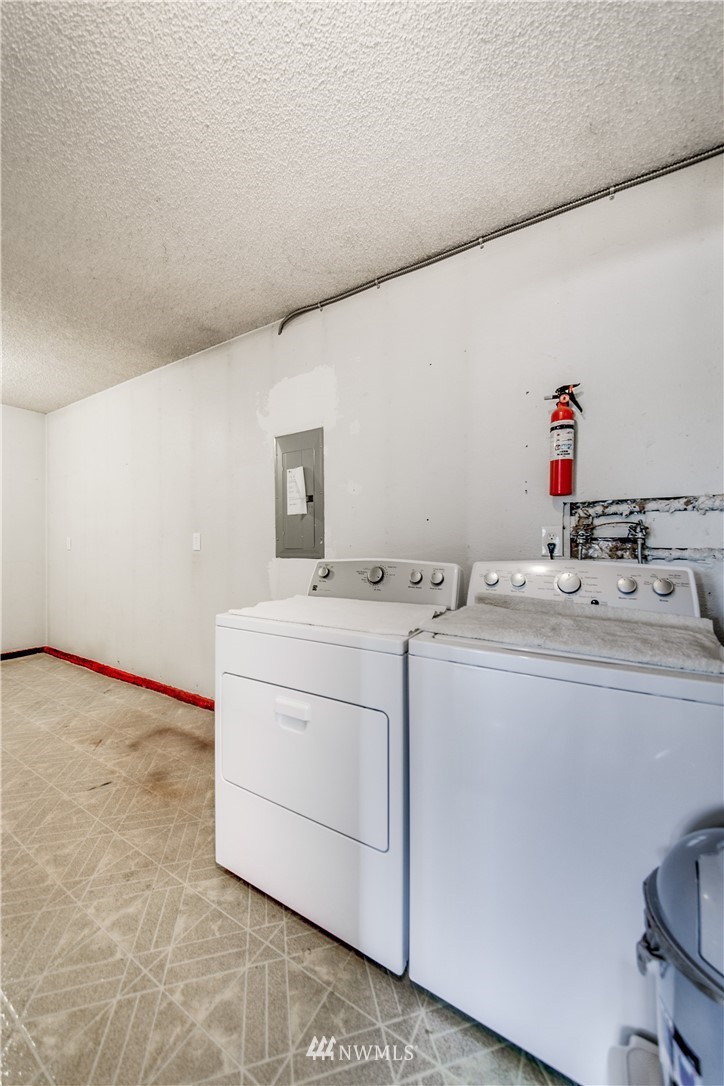21120 Wright Road East Spanaway, WA 98387 - Photo 11 of 24