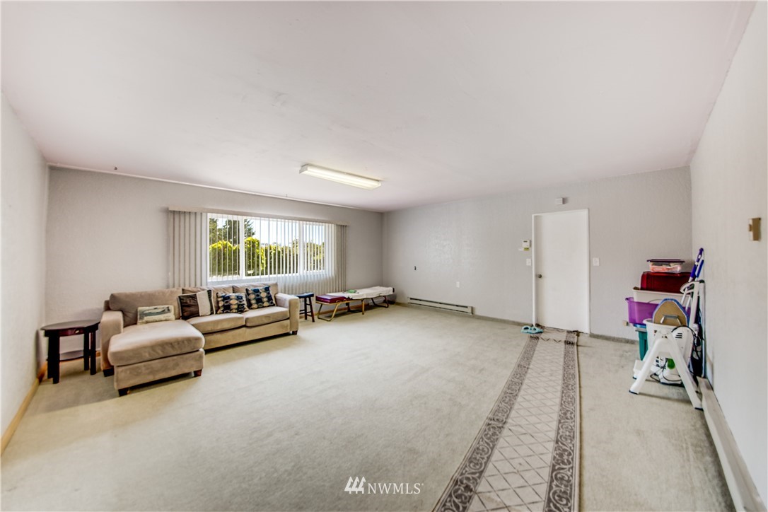 21120 Wright Road East Spanaway, WA 98387 - Photo 10 of 24