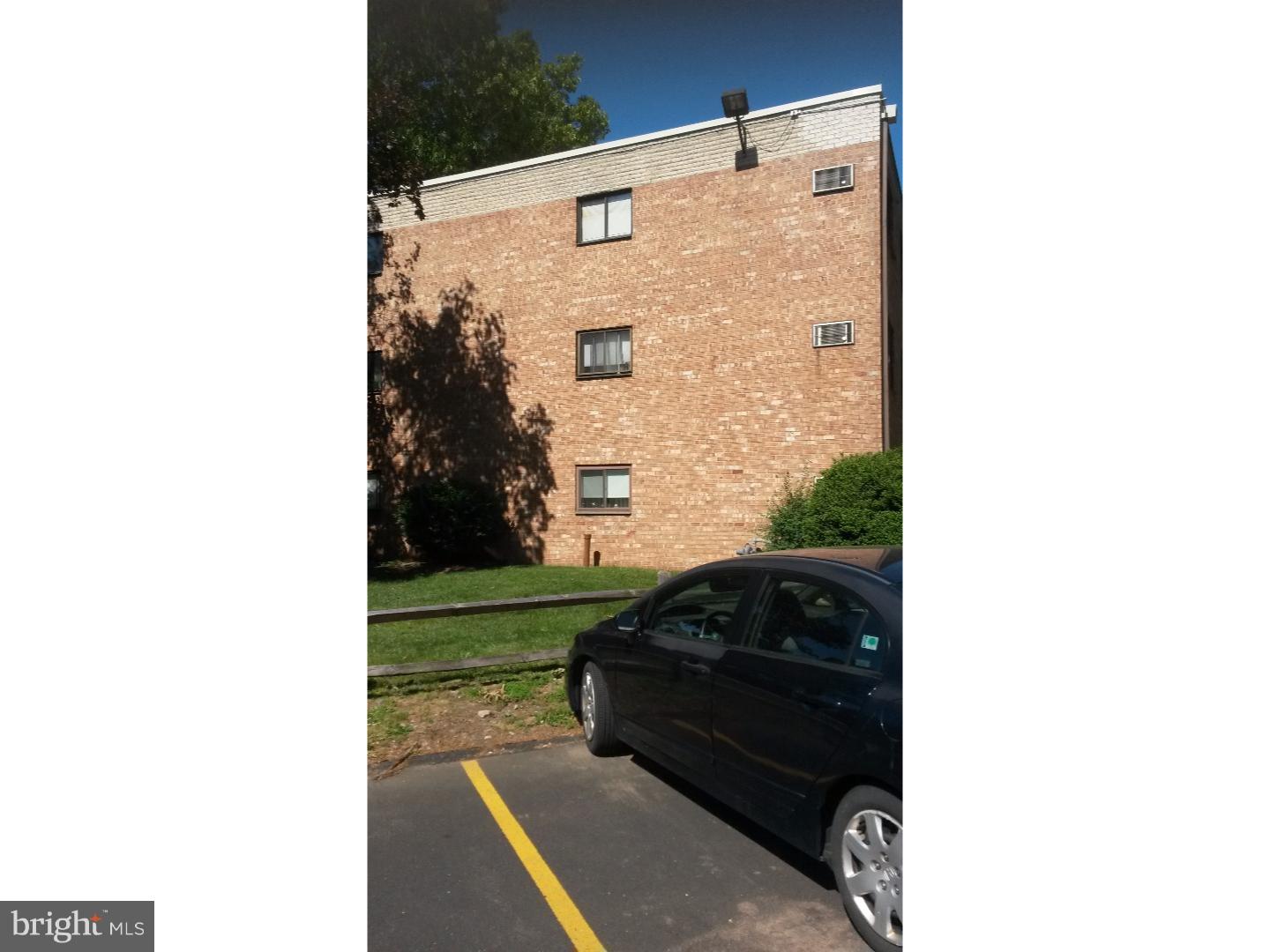 1575 West Street Road, Unit 211 Warminster, PA 18974 - Photo 4 of 25 Gallery Image 4