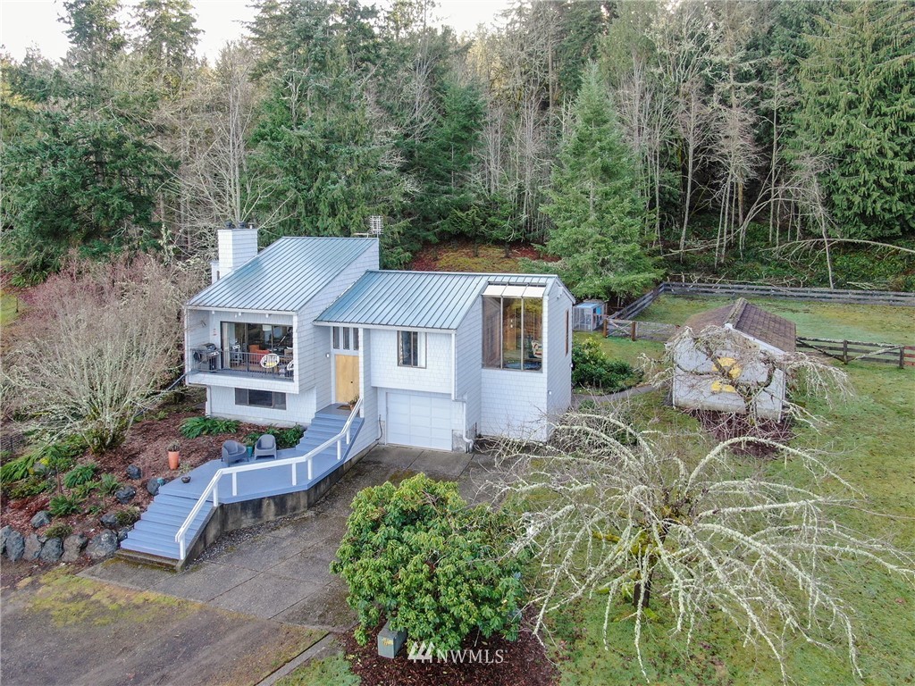 354 Township Line Road Port Angeles, WA 98362 - Photo 1 of 40 Gallery Image 1