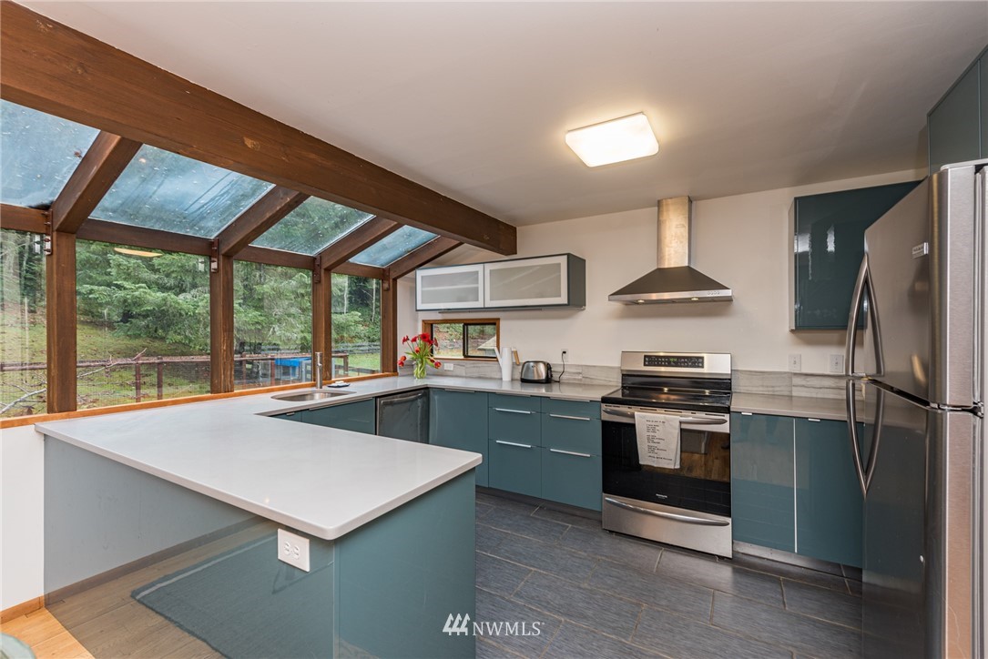 354 Township Line Road Port Angeles, WA 98362 - Photo 11 of 40 Gallery Image 11