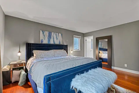 $985,000 | 7001 Lanham Lane, Edina, MN 55439