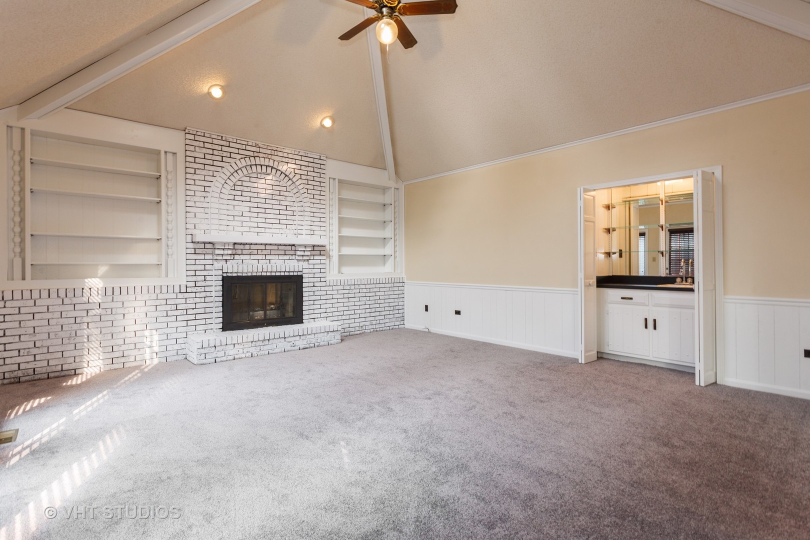 1398 East Gartner Road Naperville, IL 60540 - Photo 11 of 24