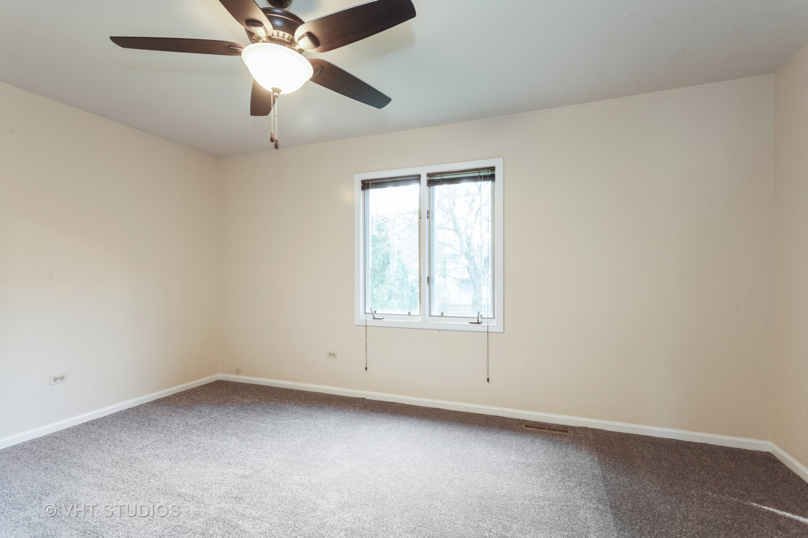 1398 East Gartner Road Naperville, IL 60540 - Photo 12 of 24