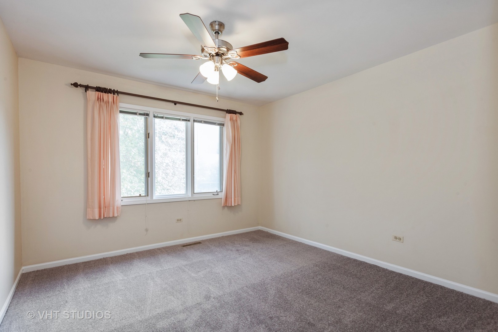 1398 East Gartner Road Naperville, IL 60540 - Photo 15 of 24