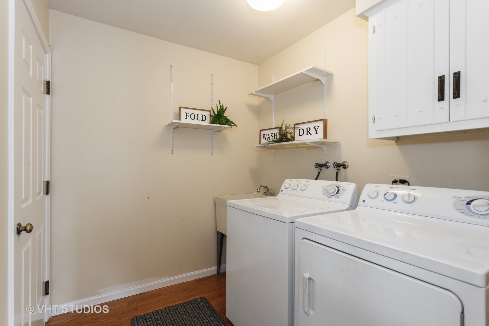 1398 East Gartner Road Naperville, IL 60540 - Photo 18 of 24