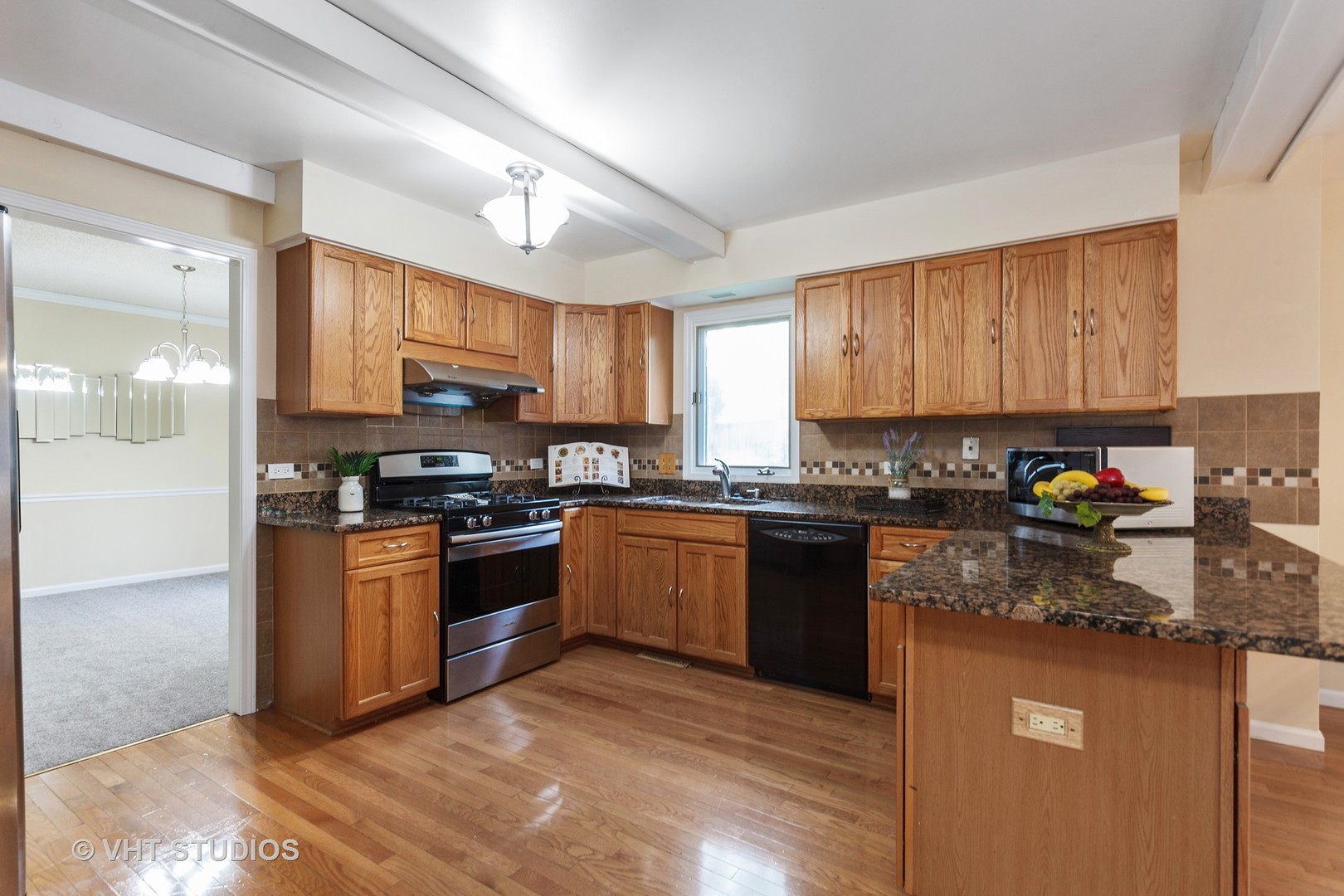 1398 East Gartner Road Naperville, IL 60540 - Photo 8 of 24