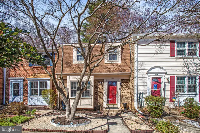 $569,900 | 4906 McFarland Drive, Fairfax, VA 22032