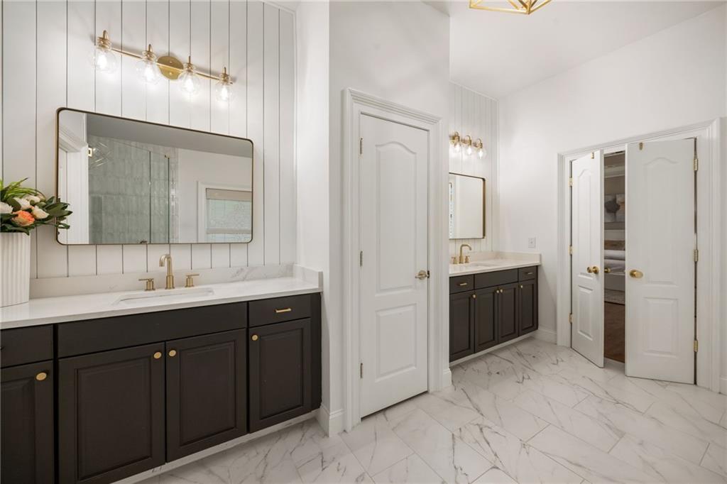 320 Valley Brook Way Atlanta, GA 30342 - Photo 18 of 38