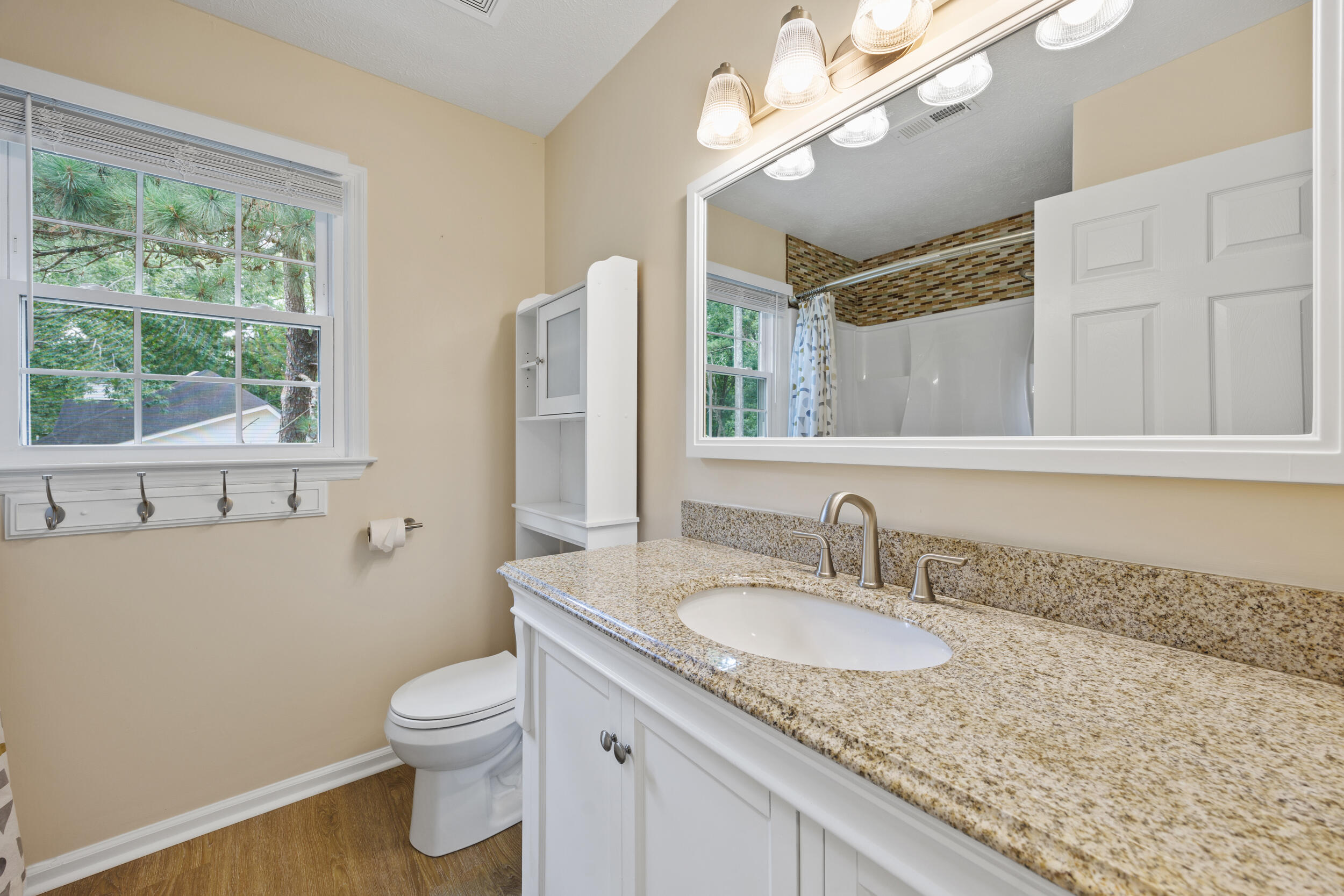 534 Creekridge Road Aiken, SC 29803 - Photo 43 of 74 Guest Bathroom