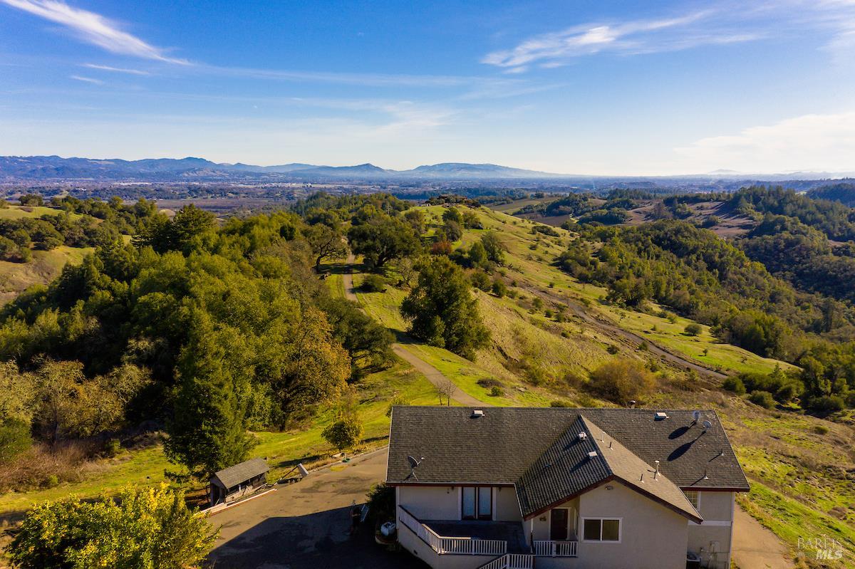 2365 Sweetwater Springs Road Healdsburg, CA 95448 - Photo 34 of 37