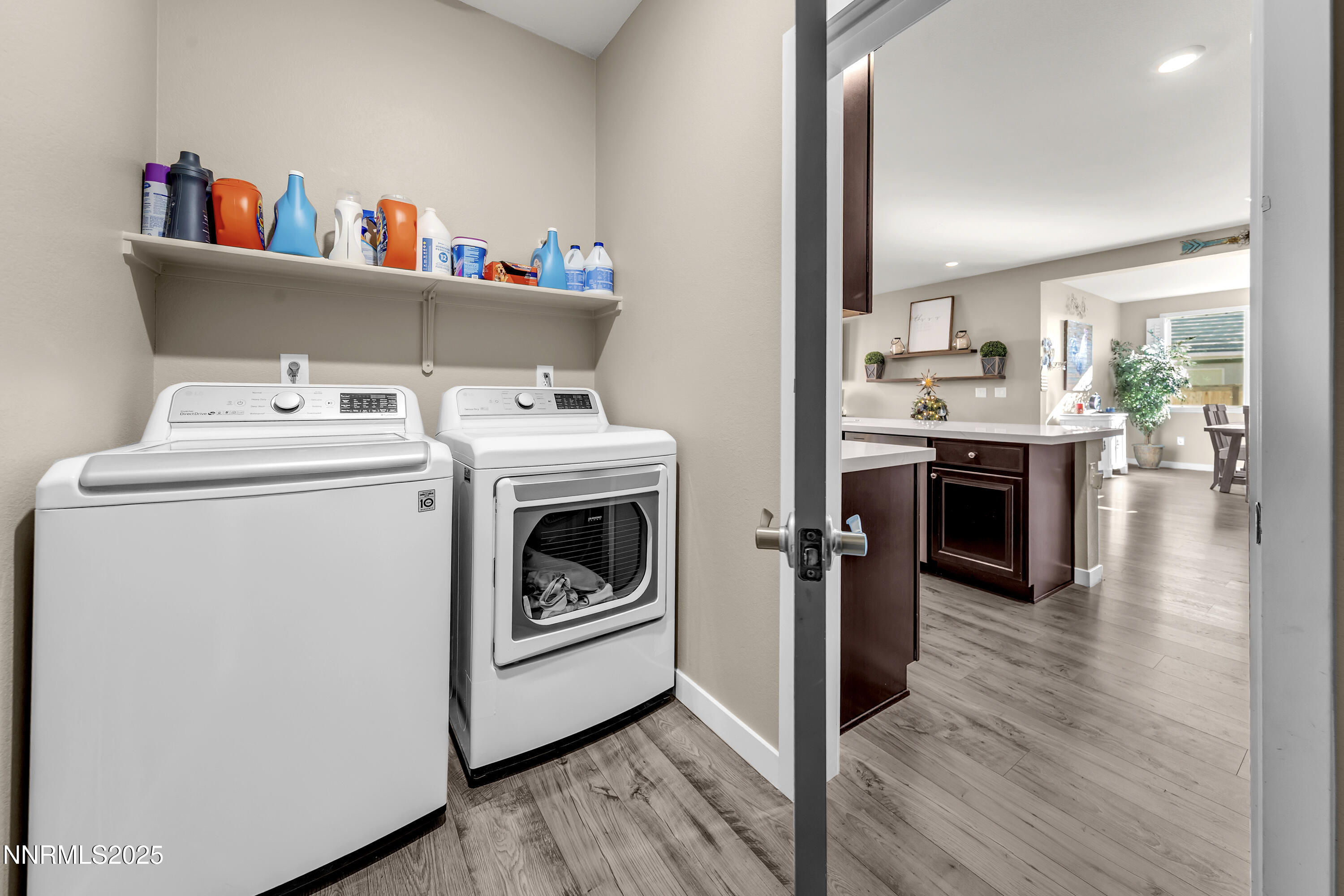 8377 Fenhollow Drive Reno, NV 89439 - Photo 30 of 48 Fenhollow8377-033